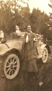 Hilda Clark wearing the Quaker star