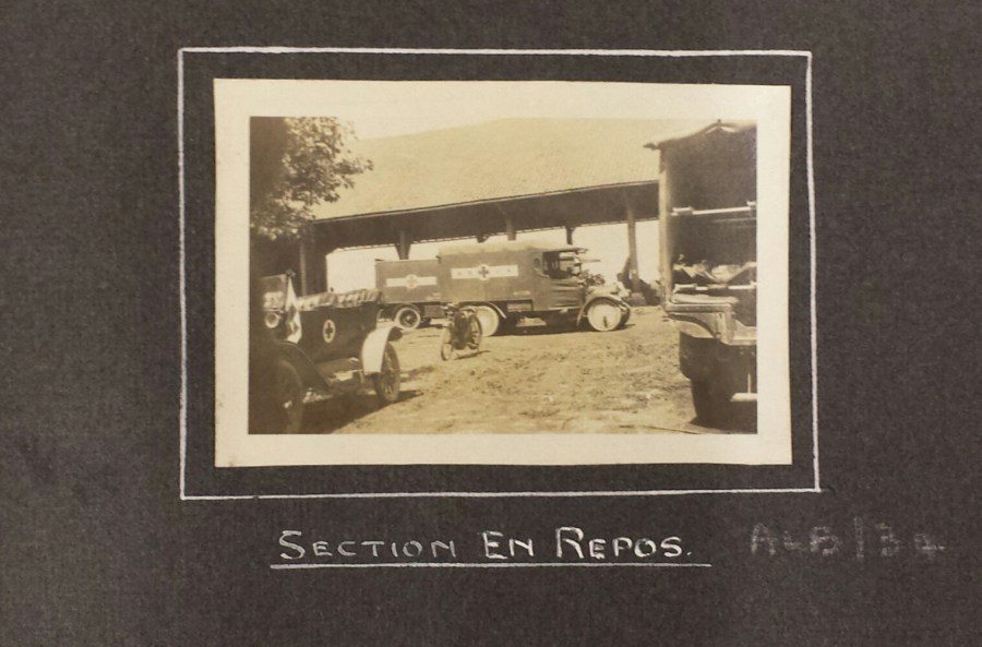 Section en repos at Pont d'Oye - vehicles