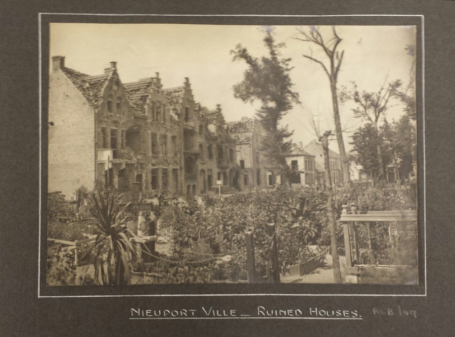 Nieuport - ruined houses