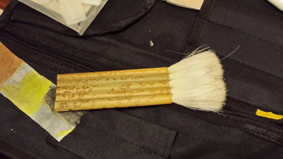 Bristle brush