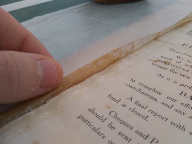 Lifting degraded adhesive tape